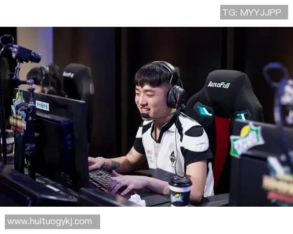 成都与重庆篮球队的耐力较量赛后复盘分析与精彩瞬间回顾