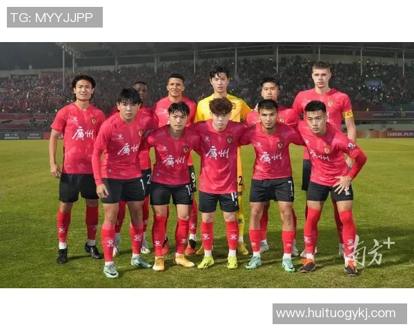 广州羽毛球队在城市联赛中以78分稳居榜首展现强劲实力